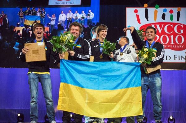 NAVI GOLDEN ERA — в честь 10-ти летнего юбилея команды мы выкладываем архив с WCG 2010 в высоком разрешении