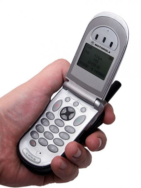 Motorola V66