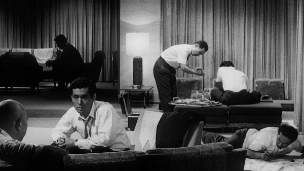 "Сейчас у нас есть консоли, но все изменится" - Хидео Кодзима душевно рассказал о любимых фильмах и индустрии будущего